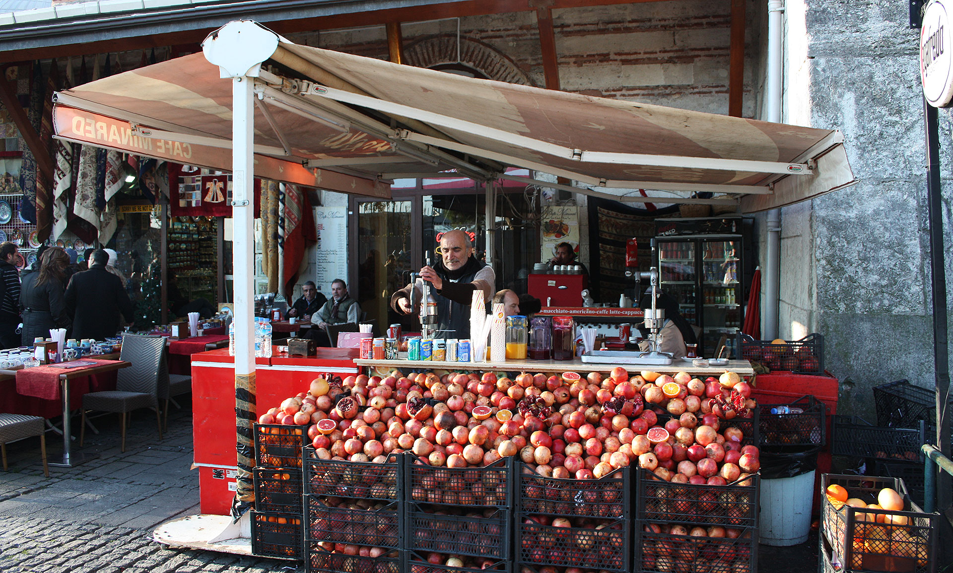 Istanbul_succo_di_melograno